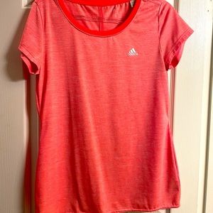 Adidas workout shirt. Size L.